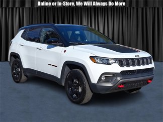 Used 2023 Jeep Compass Trailhawk image 1