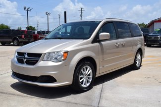 Used 2015 Dodge Grand Caravan SXT image 1