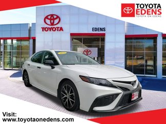Used 2023 Toyota Camry SE image 1