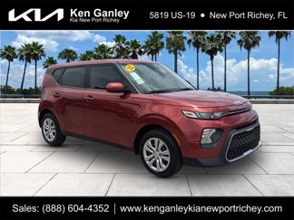 Certified 2022 Kia Soul LX image 1