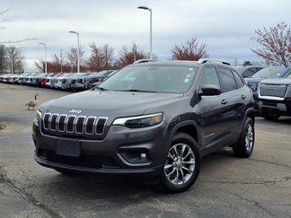 Used 2019 Jeep Cherokee Latitude Plus w/ Comfort/Convenience Group image 1