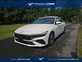 Certified 2024 Hyundai Elantra SEL image 1
