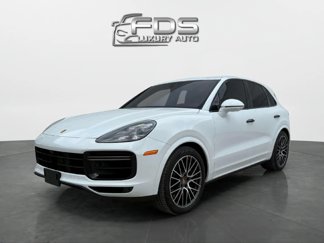 Used 2023 Porsche Cayenne Turbo image 1
