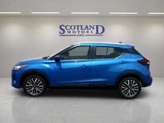 Used 2023 Nissan Kicks SV image 1