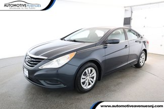 Used 2012 Hyundai Sonata GLS image 1