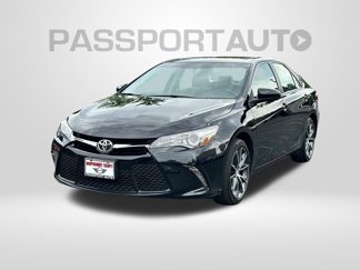 Used 2016 Toyota Camry XLE image 1