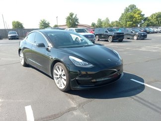 Used 2020 Tesla Model 3 Standard Range Plus image 1