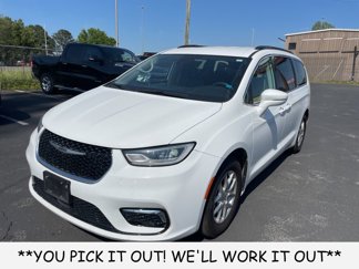 Used 2022 Chrysler Pacifica Touring-L image 1