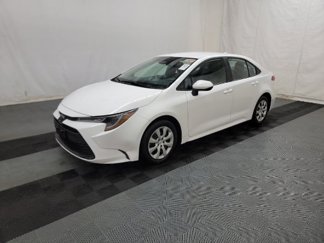 Used 2023 Toyota Corolla LE image 1