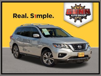 Used 2020 Nissan Pathfinder SL image 1