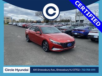 Certified 2022 Hyundai Elantra Limited image 1