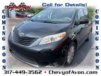 Used 2013 Toyota Sienna LE image 1