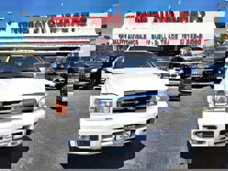 Used 2001 Nissan Pathfinder LE image 1