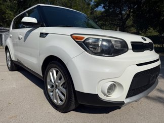 Used 2018 Kia Soul + image 1