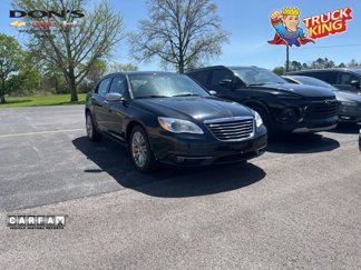 Used 2012 Chrysler 200 Limited image 1
