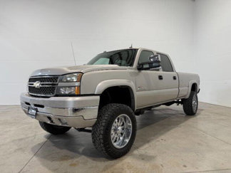 Used 2005 Chevrolet Silverado 2500 LT w/ Heavy-Duty Power Package image 1