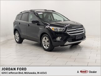 Used 2018 Ford Escape SE image 1