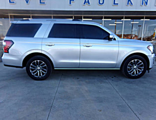 Used 2019 Ford Expedition Limited image 1