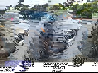 Used 2022 Nissan Rogue SV video 1