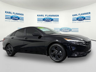Used 2023 Hyundai Elantra SEL image 1