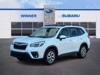 Used 2021 Subaru Forester Premium image 1