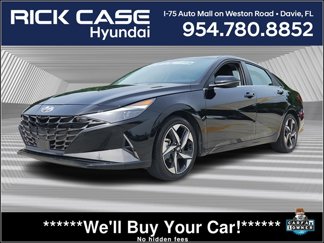 Used 2023 Hyundai Elantra Limited image 1