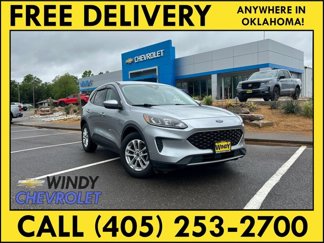 Used 2021 Ford Escape SE w/ Cold Weather Package image 1