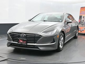 Used 2022 Hyundai Sonata SE image 1
