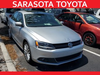 Used 2011 Volkswagen Jetta SEL image 1