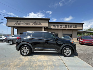 Used 2017 Hyundai Tucson SE image 1