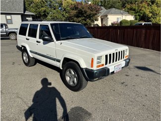 Used 2000 Jeep Cherokee Sport image 1