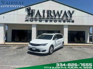 Used 2020 Chrysler Pacifica Limited image 1