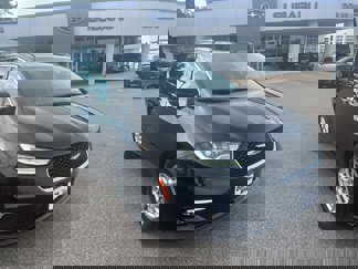 Used 2021 Chrysler Pacifica Touring-L image 1