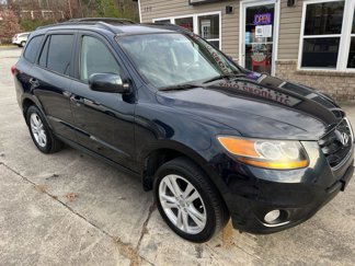 Used 2011 Hyundai Santa Fe SE image 1