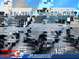 Used 2019 Nissan Armada SL w/ Premium Package image 1