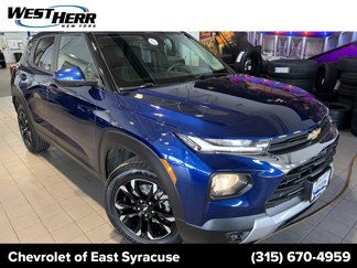 Used 2022 Chevrolet TrailBlazer LT image 1
