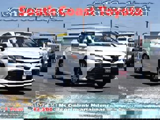 Used 2020 Toyota Camry LE image 1