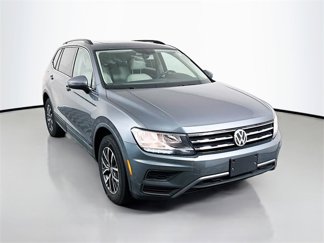Used 2019 Volkswagen Tiguan SE w/ Panoramic Sunroof Package image 1