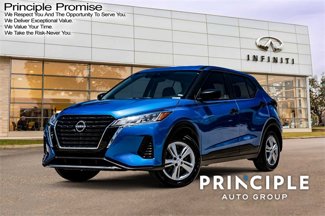 Used 2023 Nissan Kicks S image 1