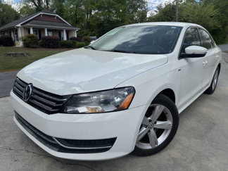 Used 2014 Volkswagen Passat 1.8T Wolfsburg Edition image 1