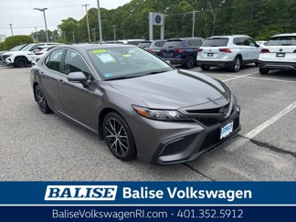 Used 2023 Toyota Camry SE image 1