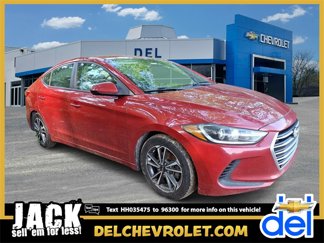 Used 2017 Hyundai Elantra SE image 1