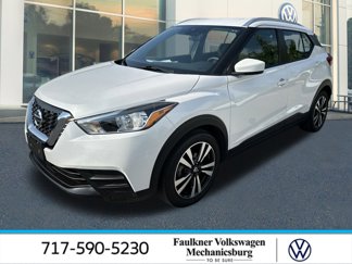 Used 2020 Nissan Kicks SV image 1