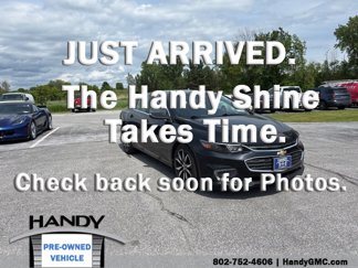 Used 2018 Chevrolet Malibu LT image 1