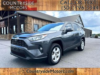 Used 2021 Toyota RAV4 XLE image 1