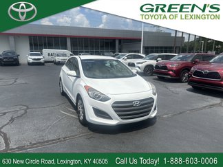 Used 2016 Hyundai Elantra GT image 1
