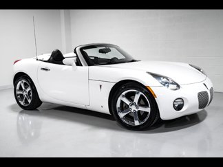 Used 2008 Pontiac Solstice Convertible w/ Premium Package image 1