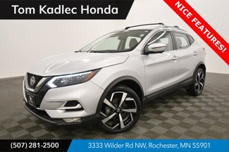 Used 2020 Nissan Rogue Sport SL image 1