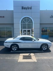 Used 2023 Dodge Challenger SXT image 1