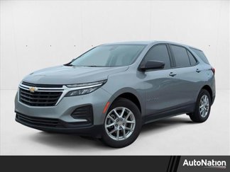 Used 2023 Chevrolet Equinox LS image 1